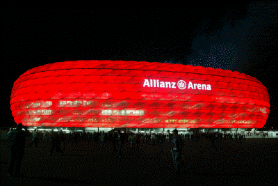 AllianzArena rot 3105 01